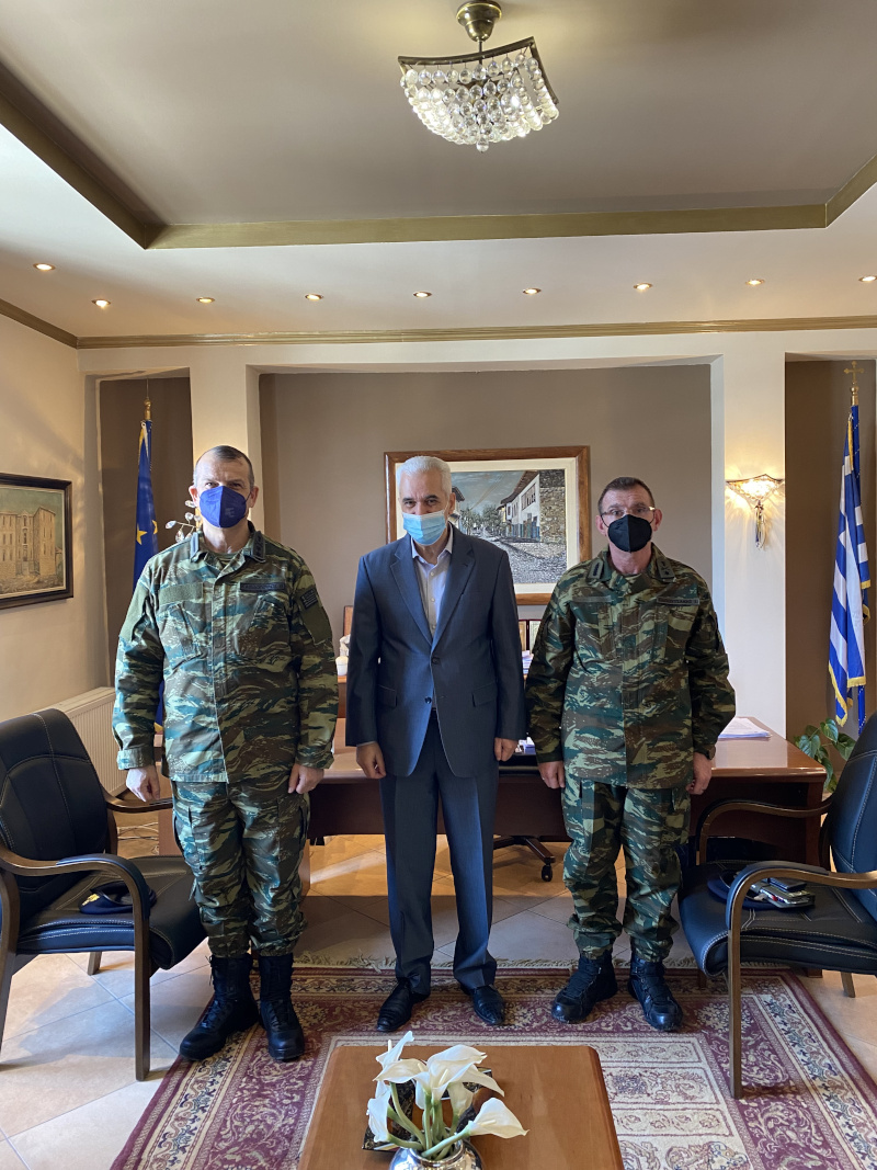 Εθιμοτυπική επίσκεψη του Διοικητή της 12ης Μεραρχίας Αλεξανδρούπολης και του Διοικητή της 7ης Ταξιαρχίας Πεζικού «ΣΑΡΑΝΤΑΠΟΡΟΣ»