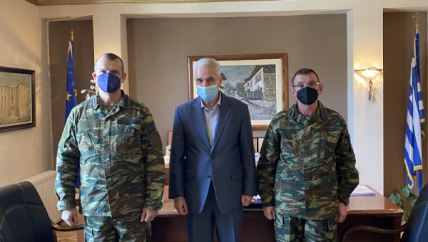 Εθιμοτυπική επίσκεψη του Διοικητή της 12ης Μεραρχίας Αλεξανδρούπολης και του Διοικητή της 7ης Ταξιαρχίας Πεζικού «ΣΑΡΑΝΤΑΠΟΡΟΣ»