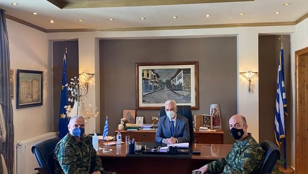 Εθιμοτυπική επίσκεψη Διοικητή Δ’ Σώματος Στρατού στον Δήμαρχο Σουφλίου